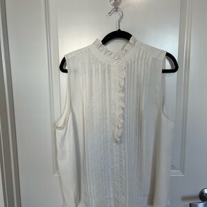 Elegant White Sleeveless Blouse